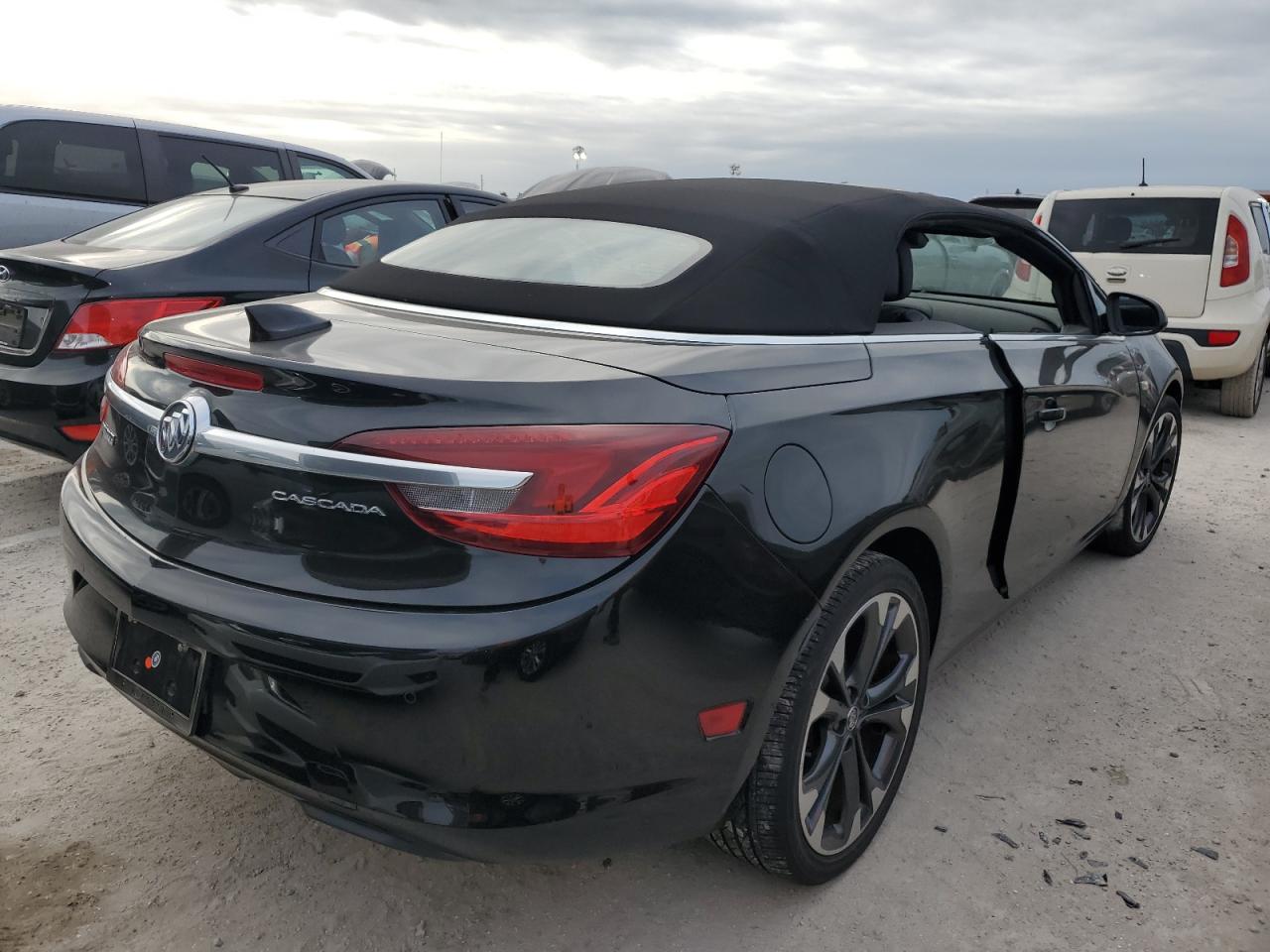 2019 Buick Cascada - Image 2