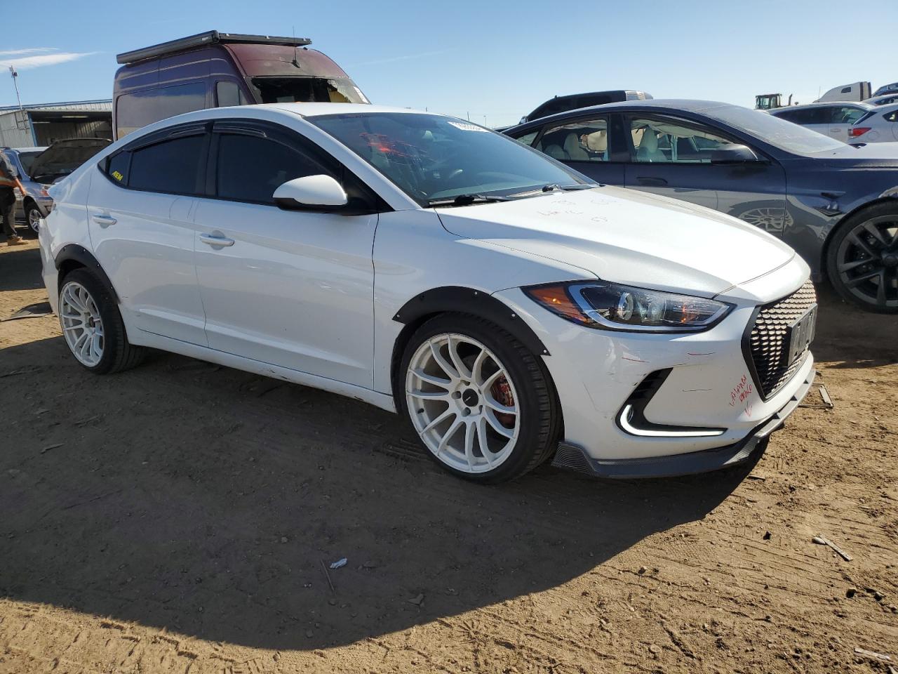 2018 Hyundai Elantra - Image 4