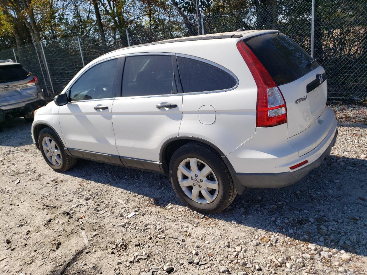 2011 Honda CR-V - Image 2