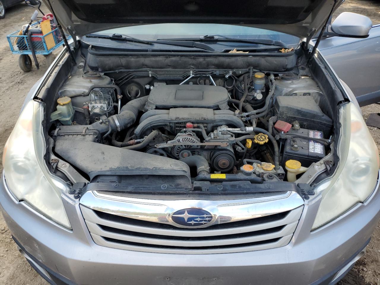 2011 Subaru Outback - Image 13