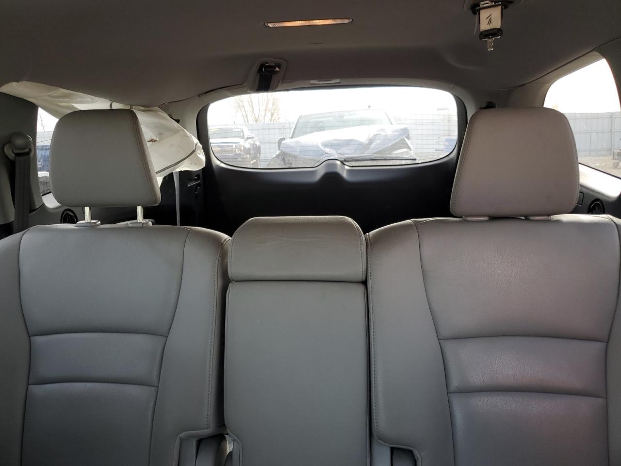 2018 Honda Pilot - Image 10