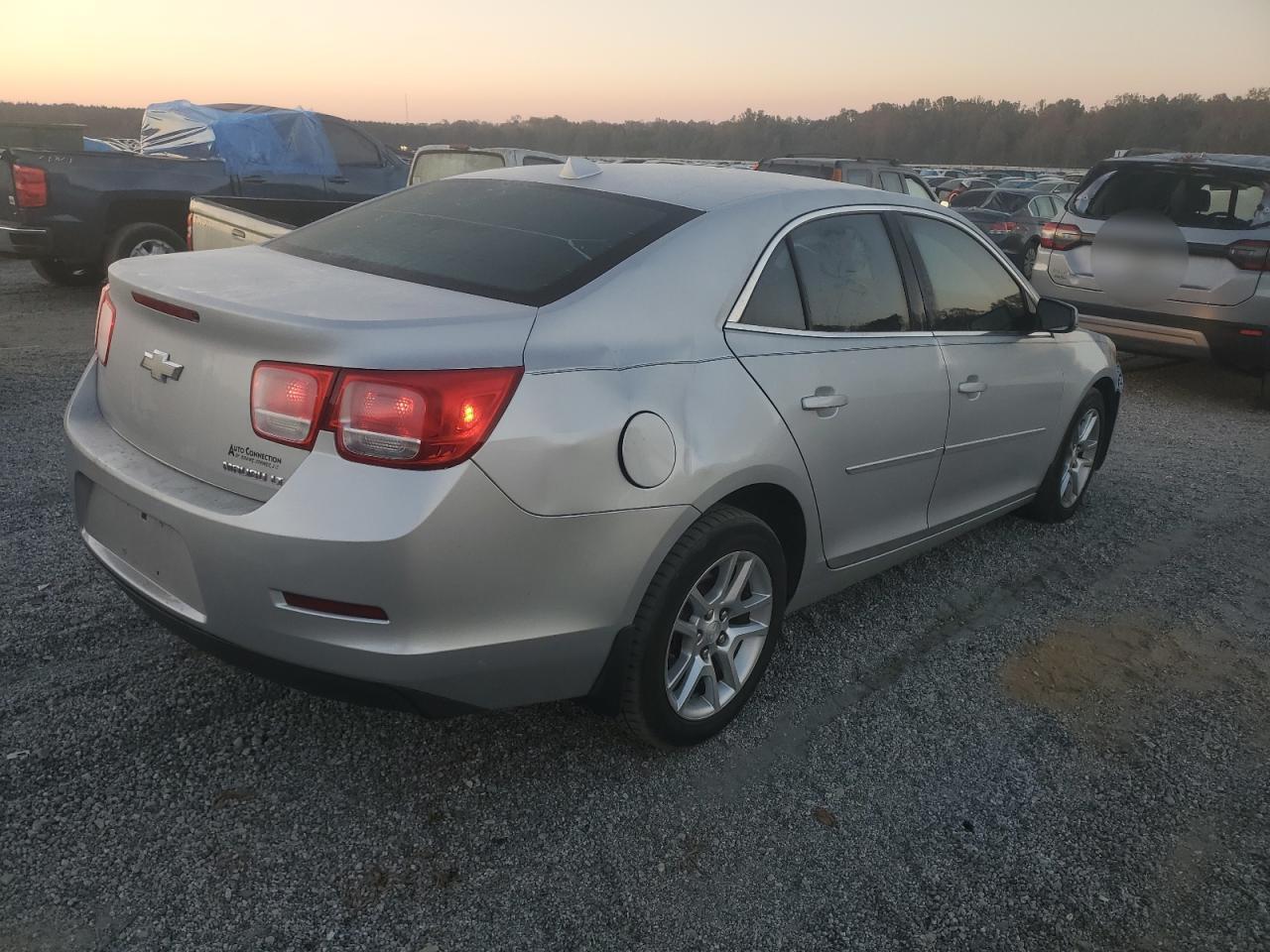 VIN 1G11C5SAXDF290354 2013 CHEVROLET MALIBU no.3