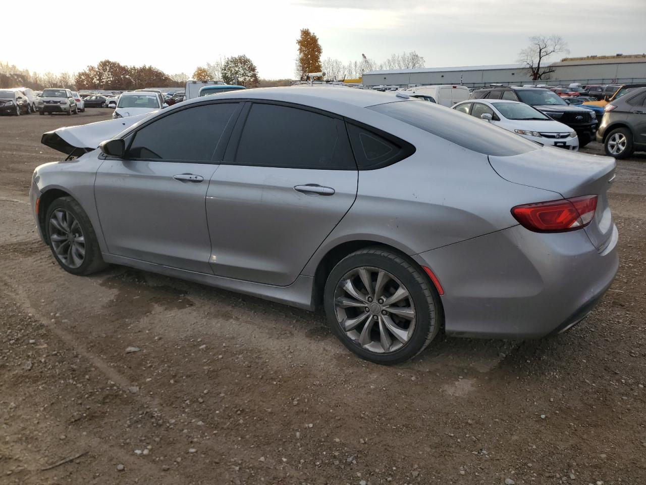 VIN 1C3CCCBB9FN670926 2015 CHRYSLER 200 no.2