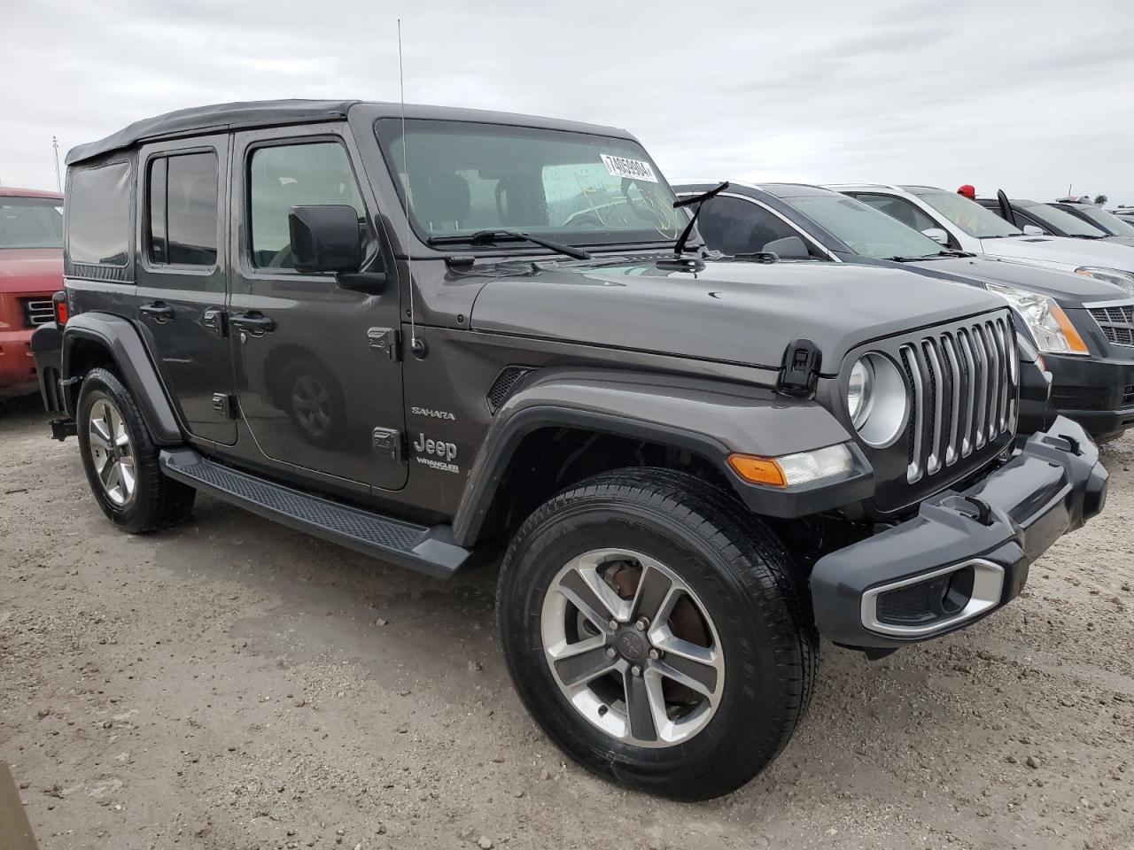 1C4HJXEN6KW504565 2019 Jeep Wrangler Unlimited Sahara