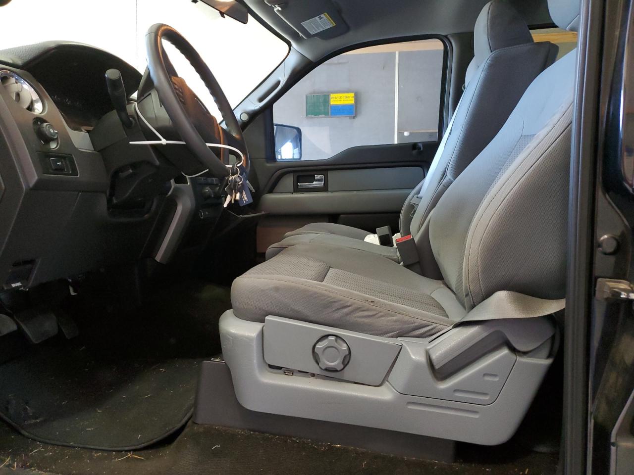 2012 Ford F-150 - Image 7