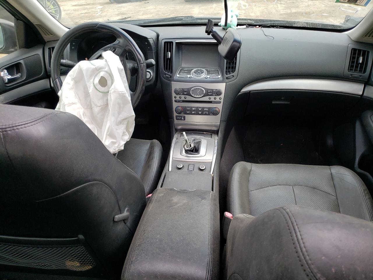 2015 Infiniti Q40 - Image 8