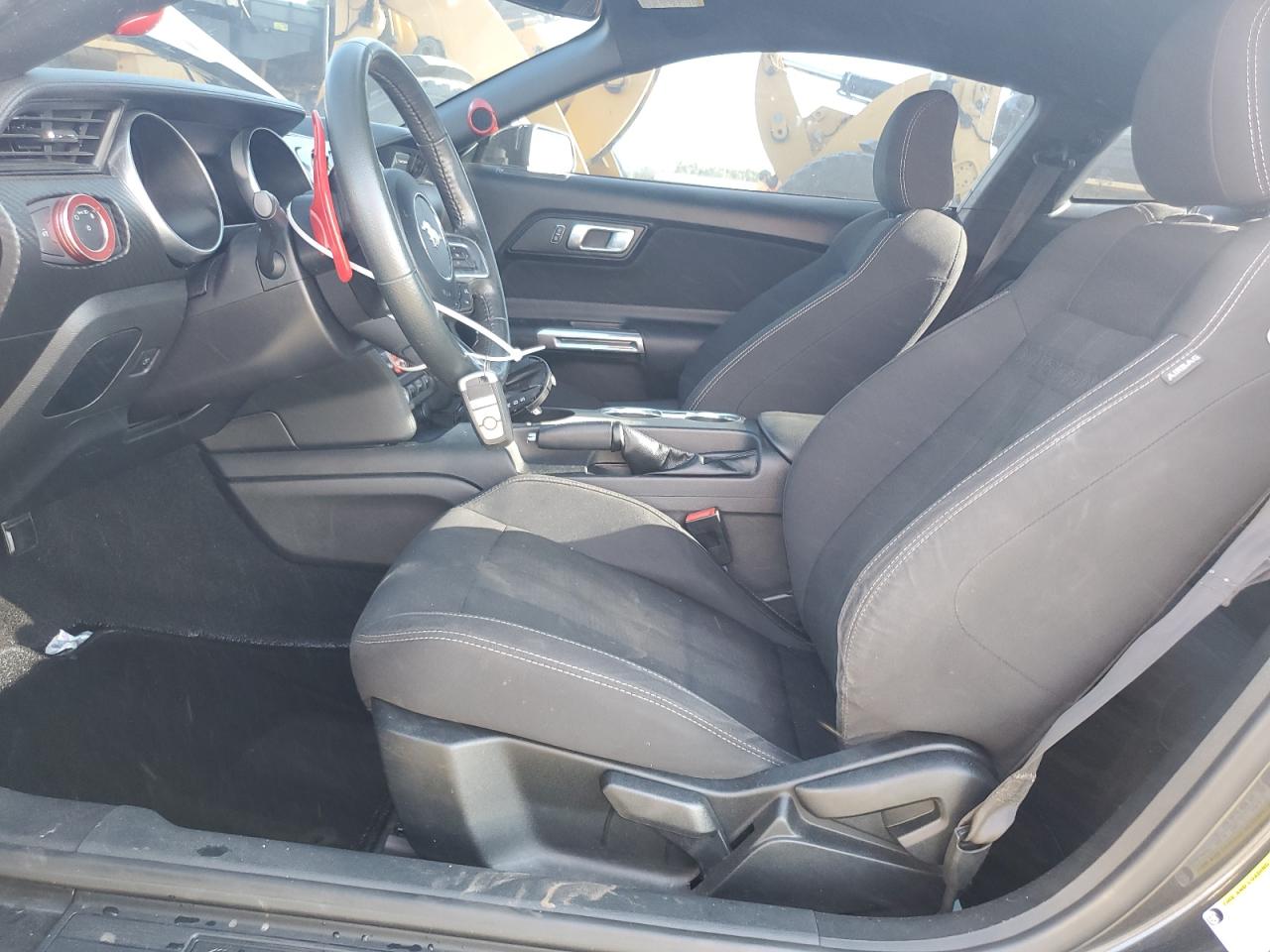 2019 Ford Mustang - Image 7