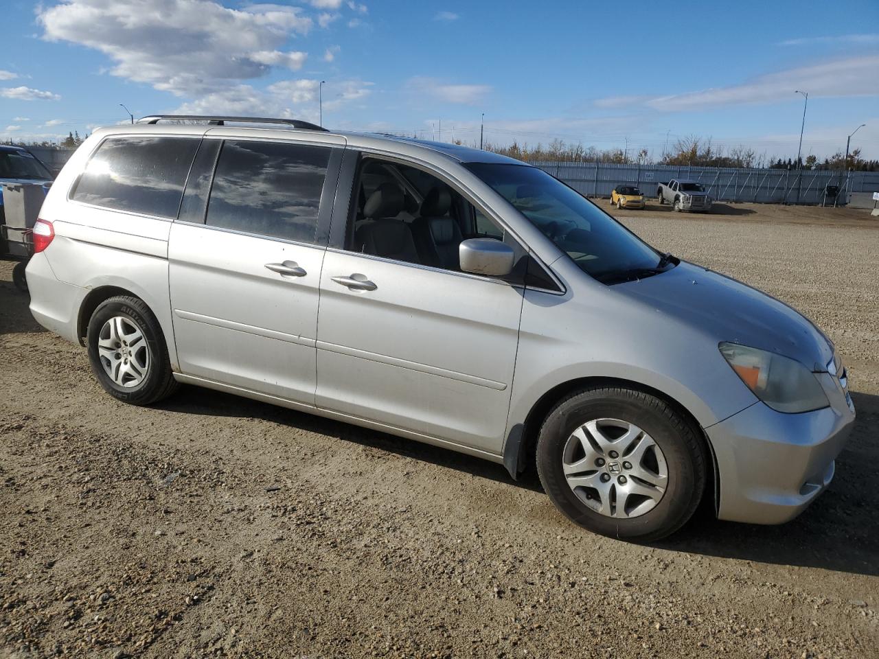 2005 Honda Odyssey - Image 4
