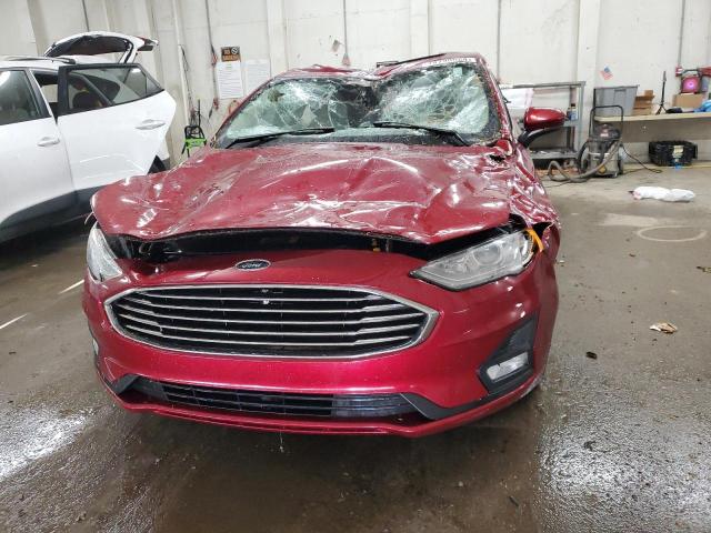  FORD FUSION 2019 Красный