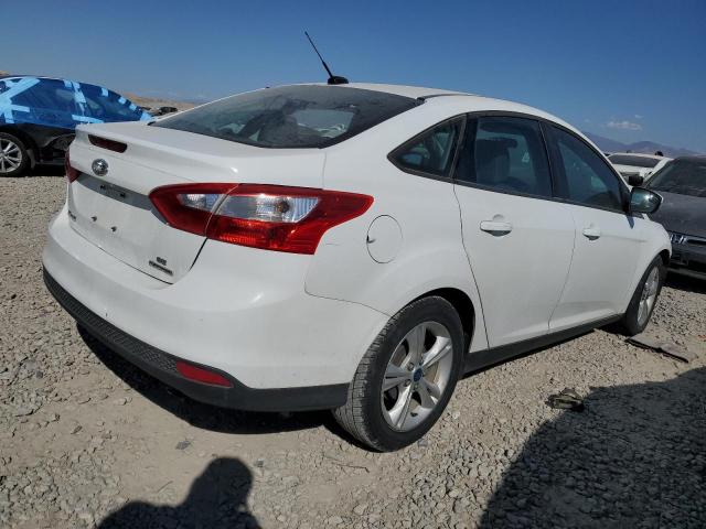  FORD FOCUS 2013 Белы