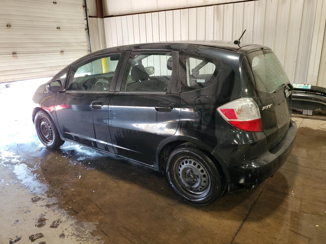 2009 Honda Fit - Image 2