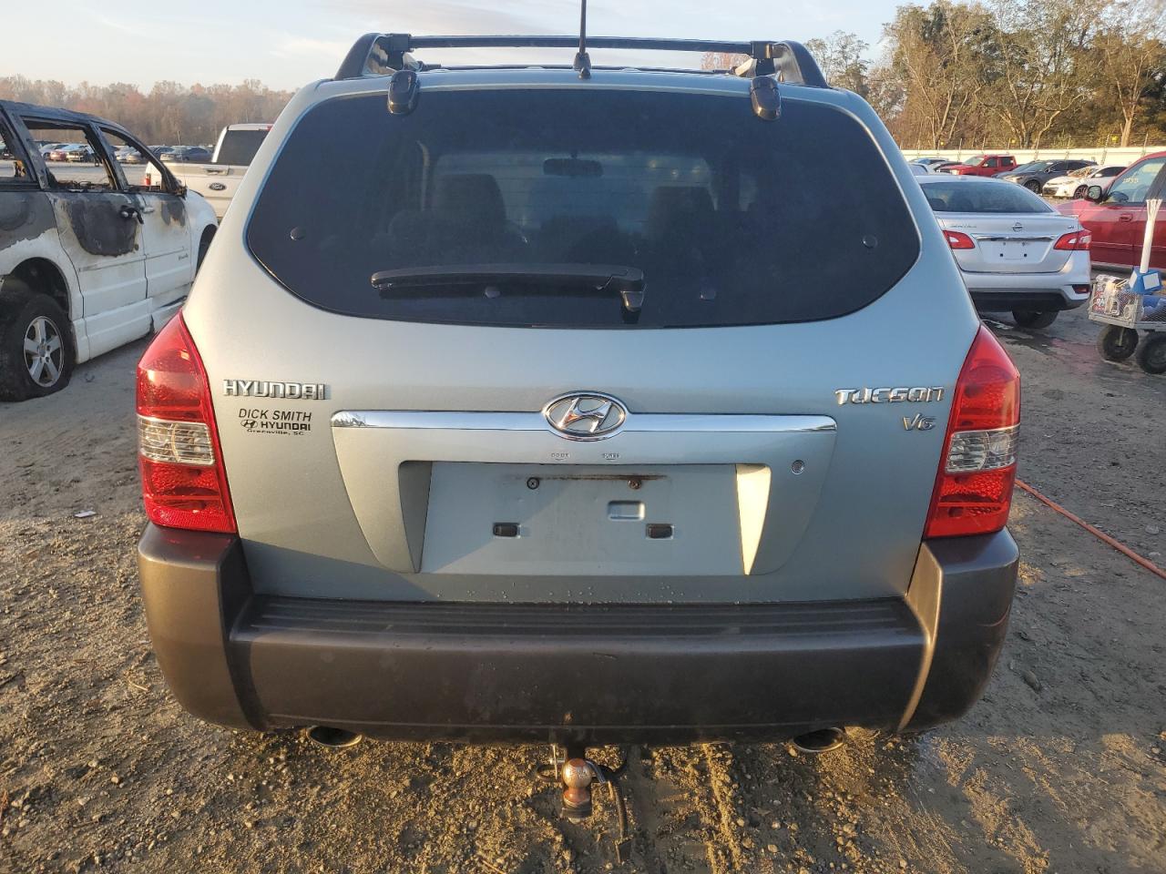 2005 Hyundai Tucson - Image 6