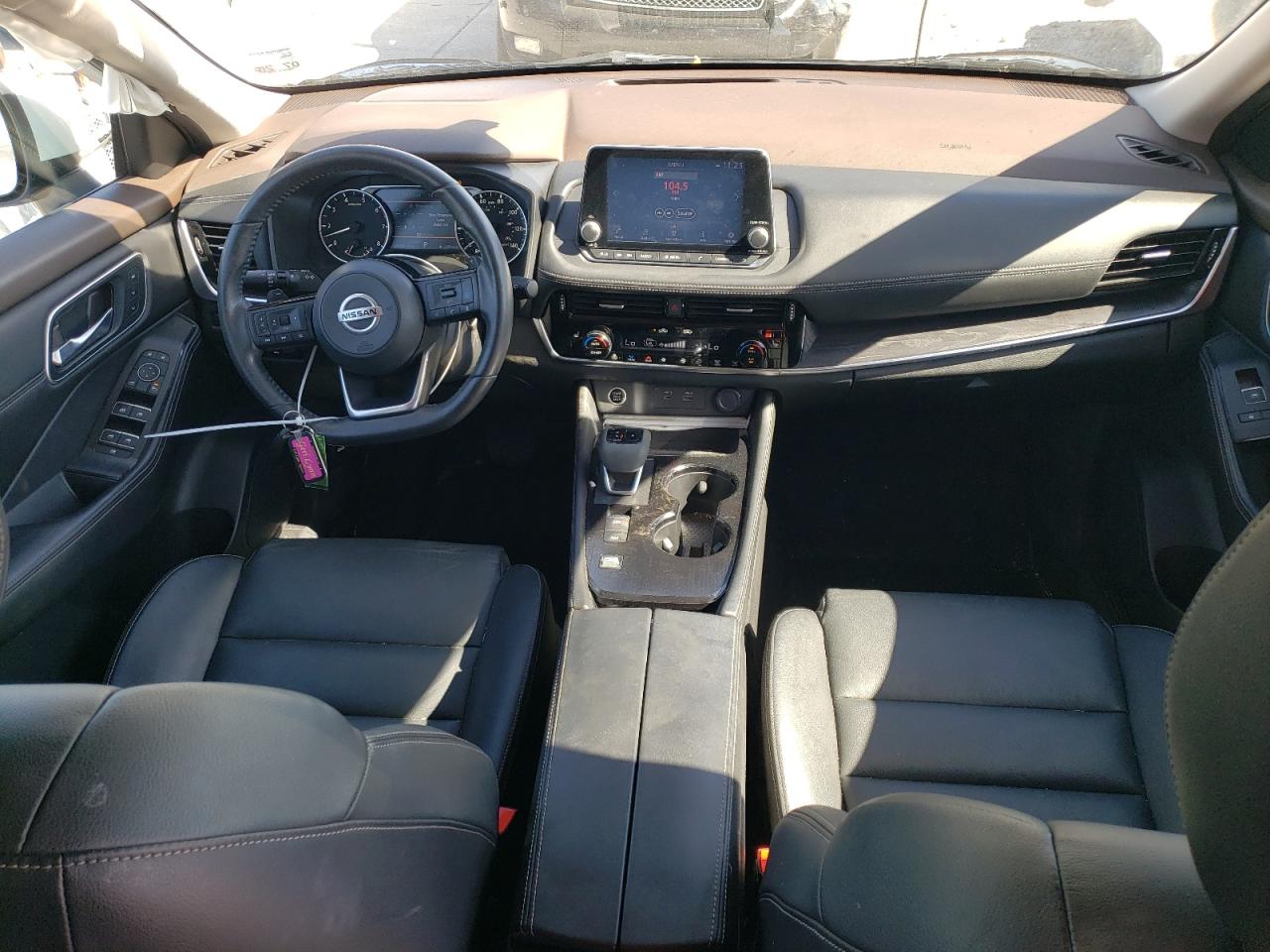 2021 Nissan Rogue - Image 8