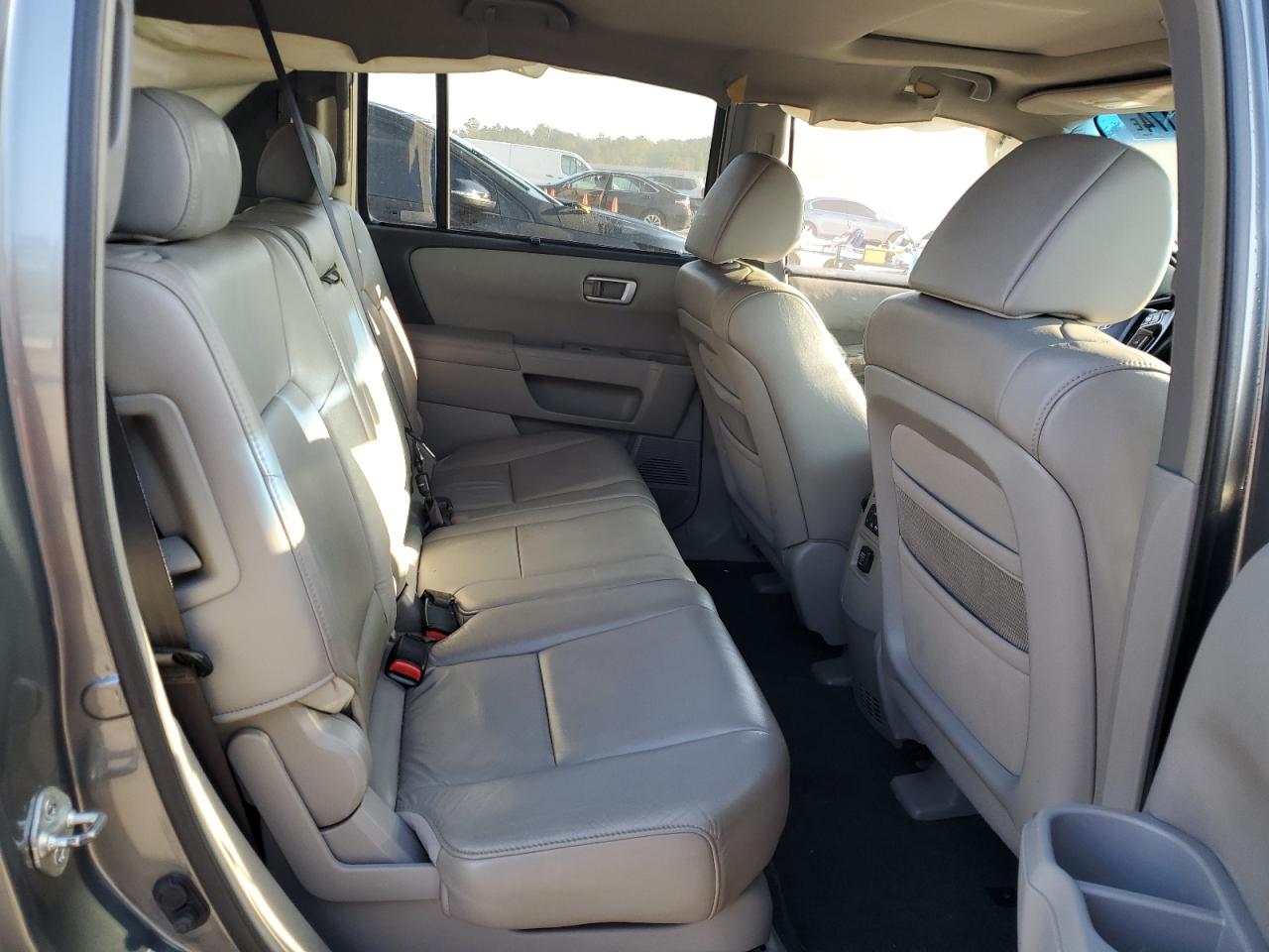 2009 Honda Pilot - Image 11