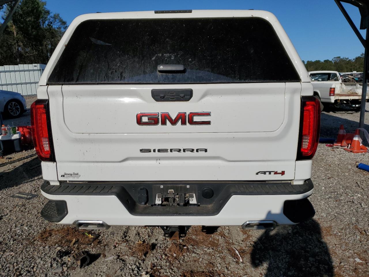 2022 GMC Sierra K1500 At4 VIN: 1GTUUEET4NZ602327 Lot: 76178064