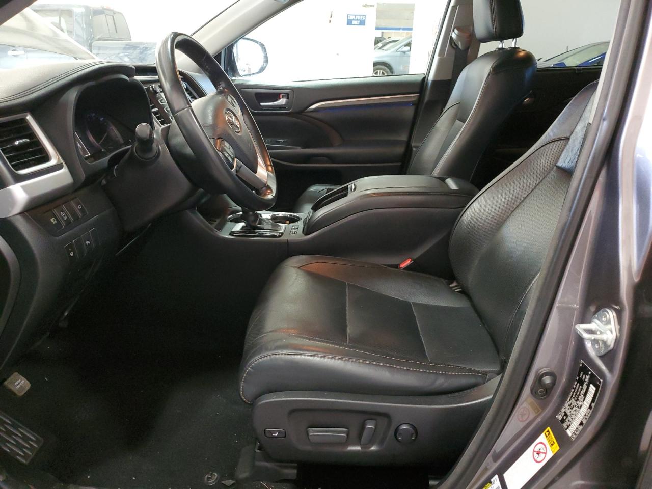 2018 Toyota Highlander - Image 7