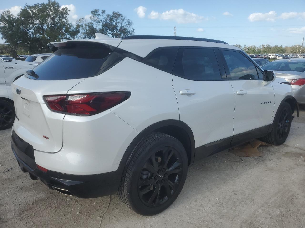 2021 Chevrolet Blazer - Image 3