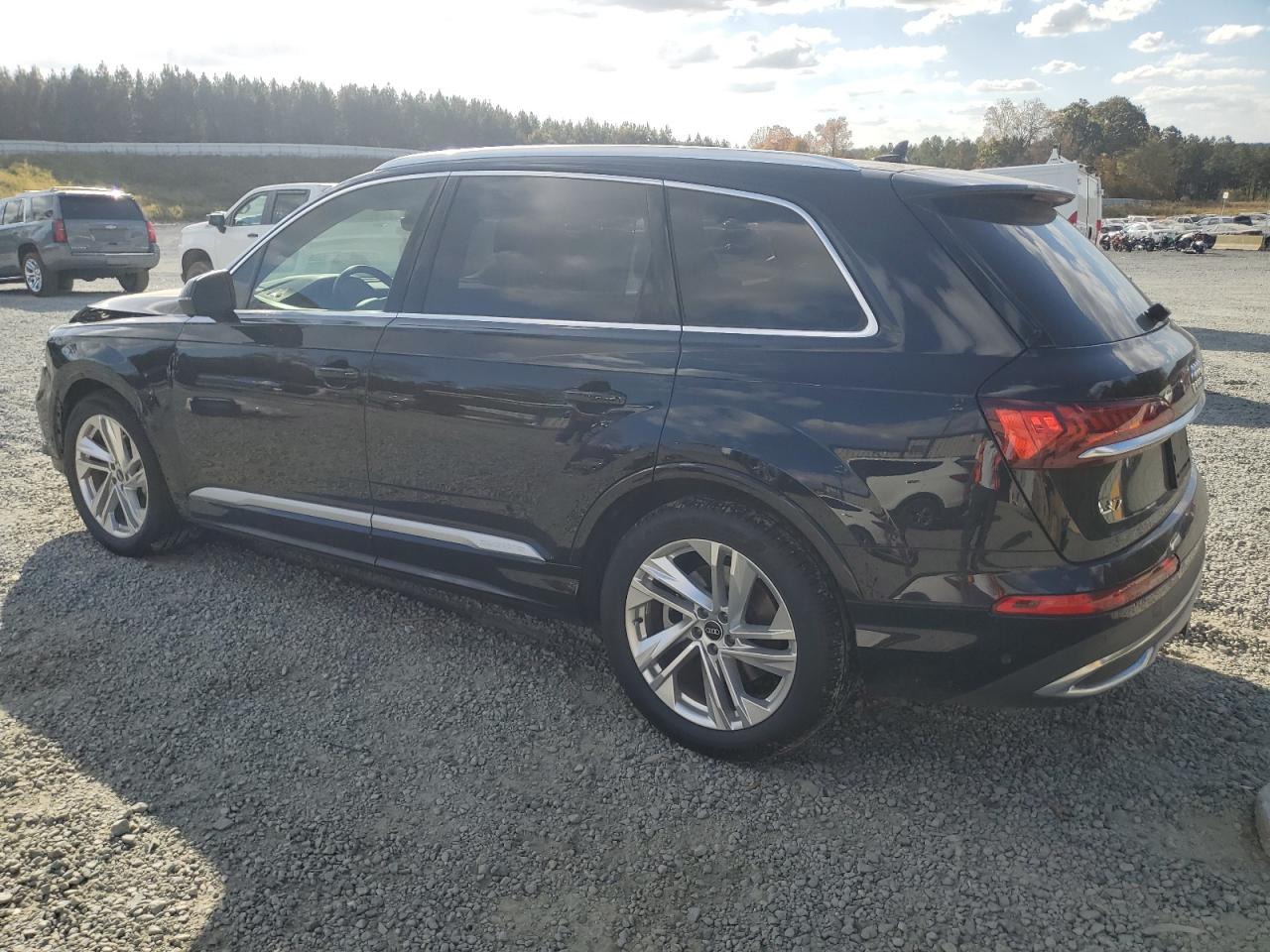 2021 Audi Q7 - Image 2
