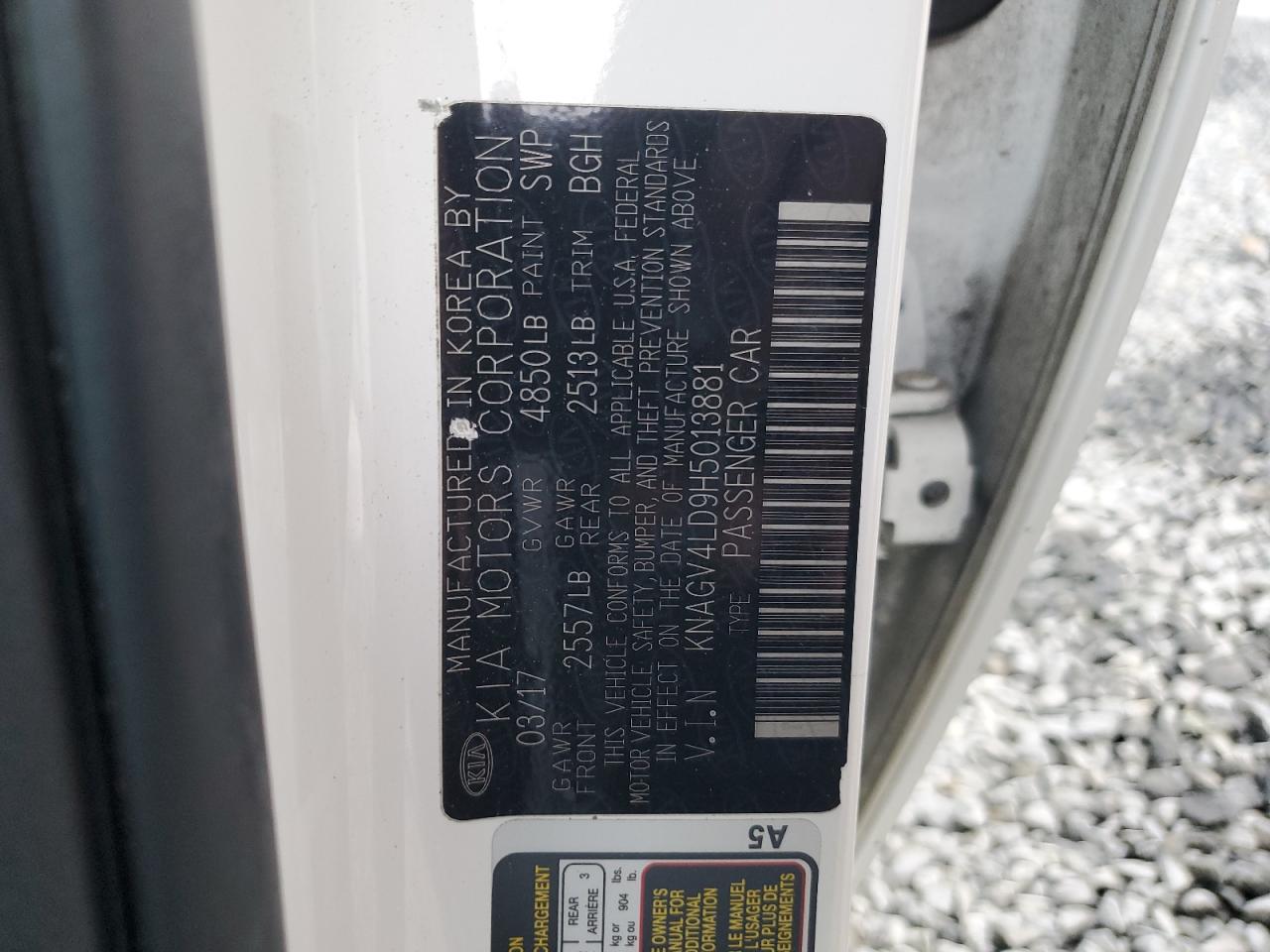 2017 Kia Optima - Image 12