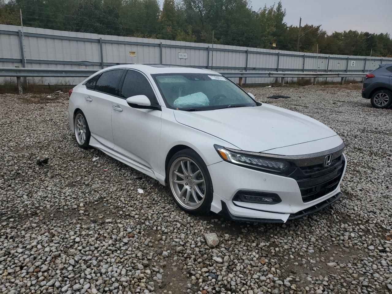 2018 Honda Accord - Image 4