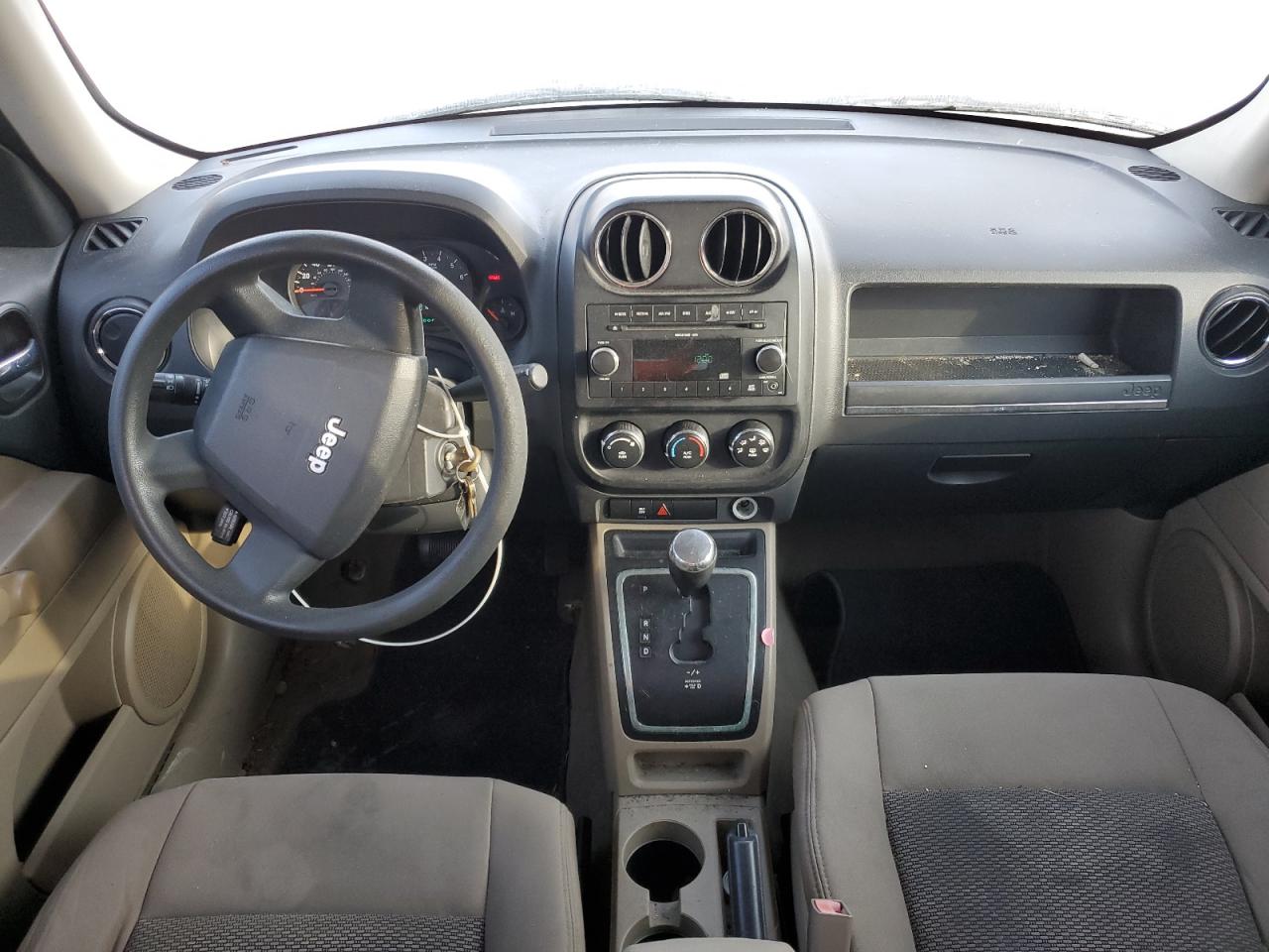 2010 Jeep Liberty (Patriot) - Image 8