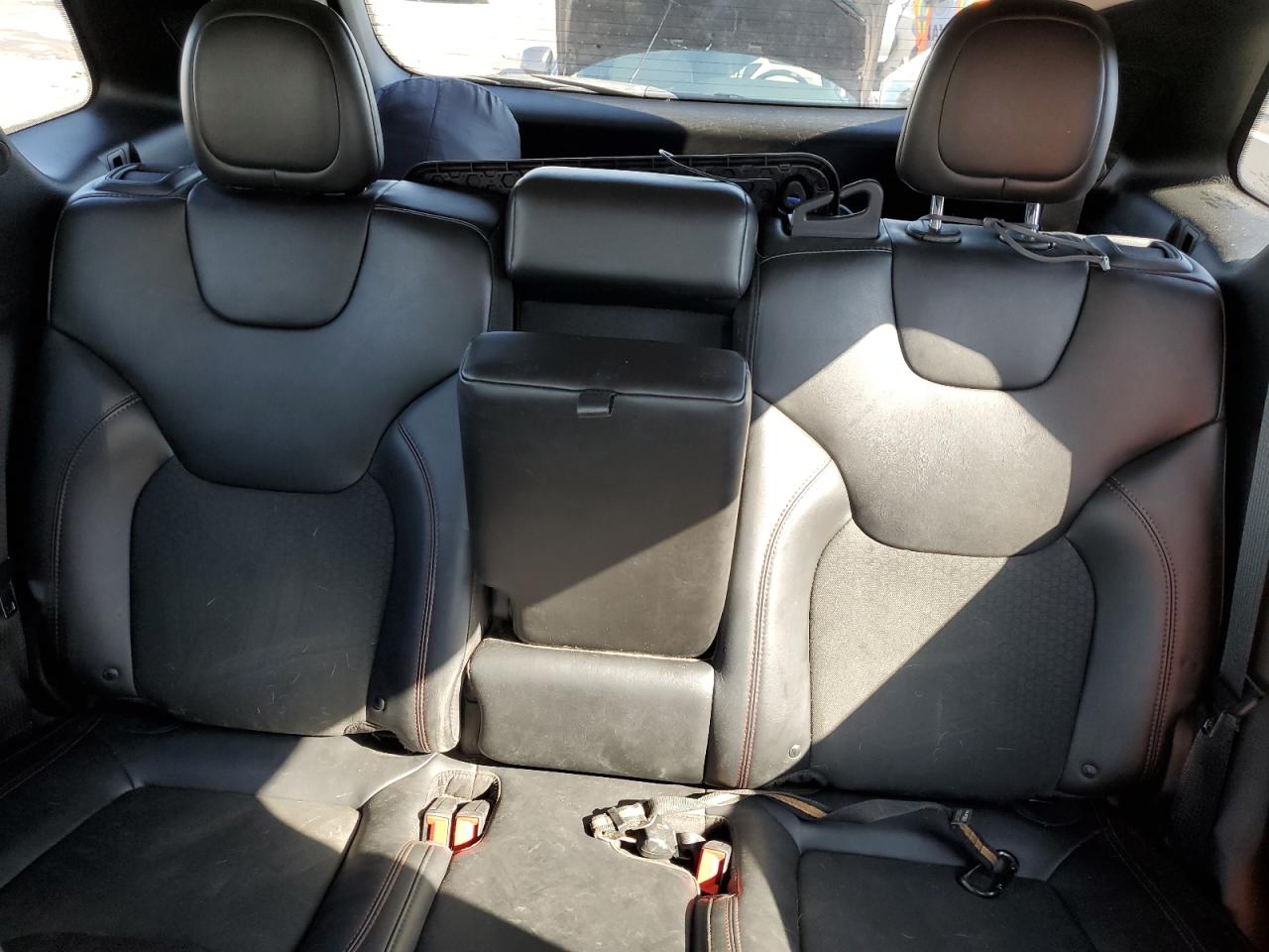 2019 Jeep Cherokee - Image 10