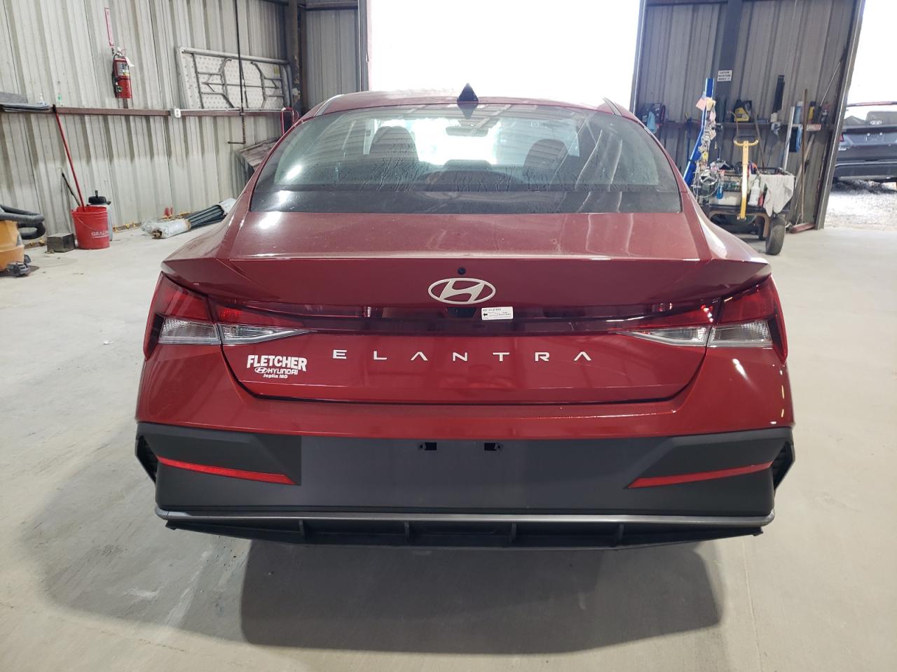 2024 Hyundai Elantra - Image 6