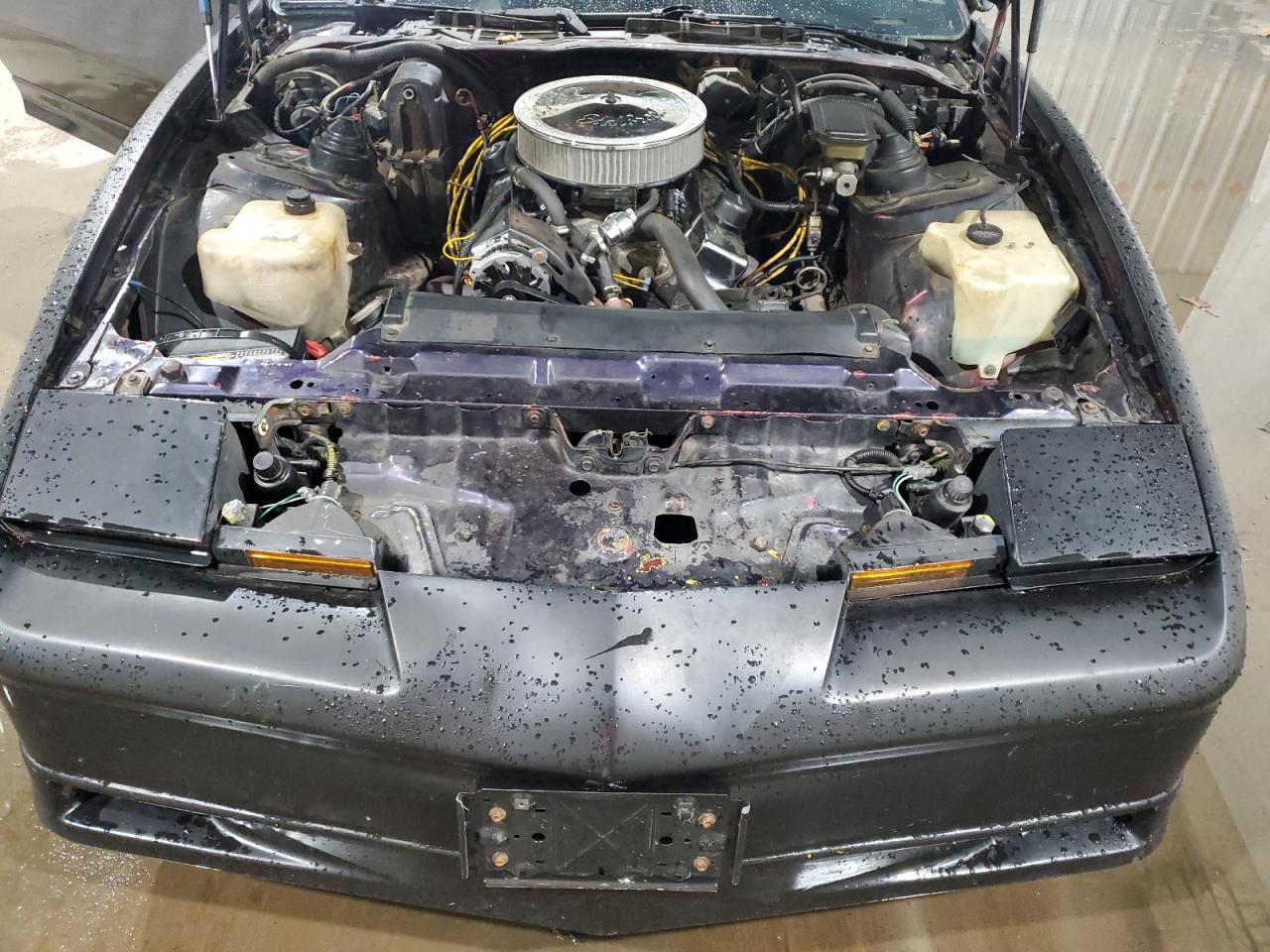 1987 Pontiac Firebird - Image 11