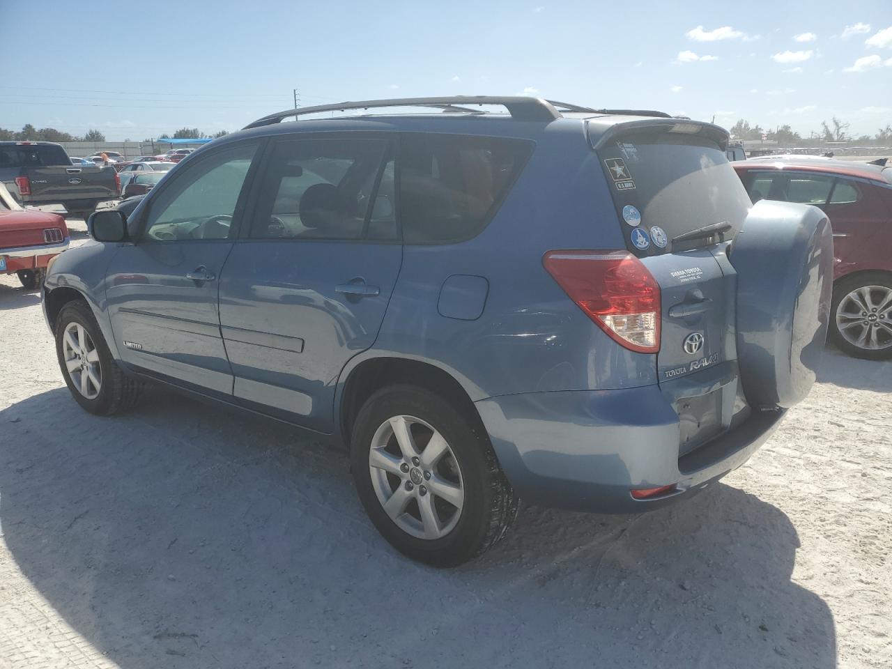 2008 Toyota RAV 4 - Image 2