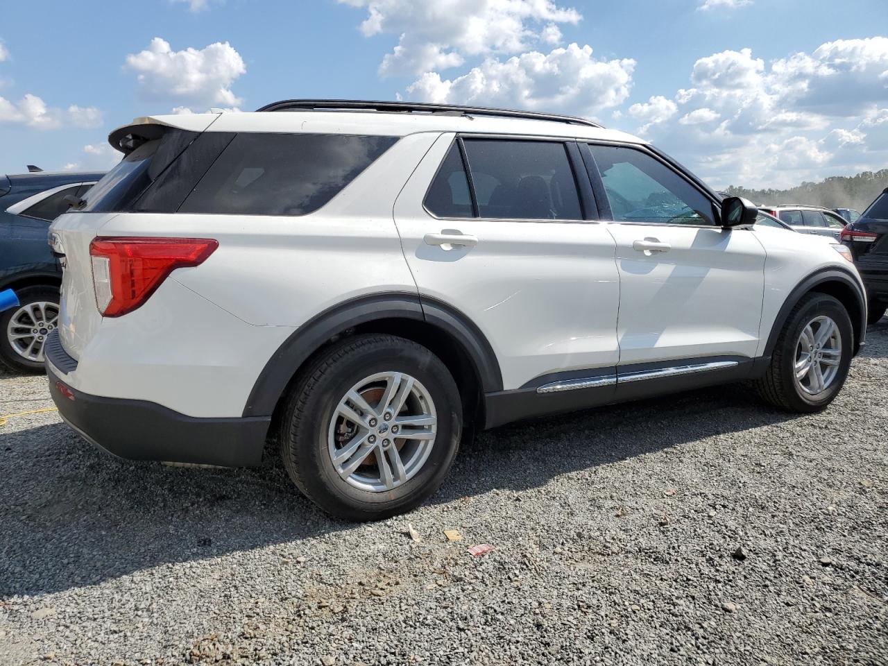 2021 Ford Explorer - Image 3