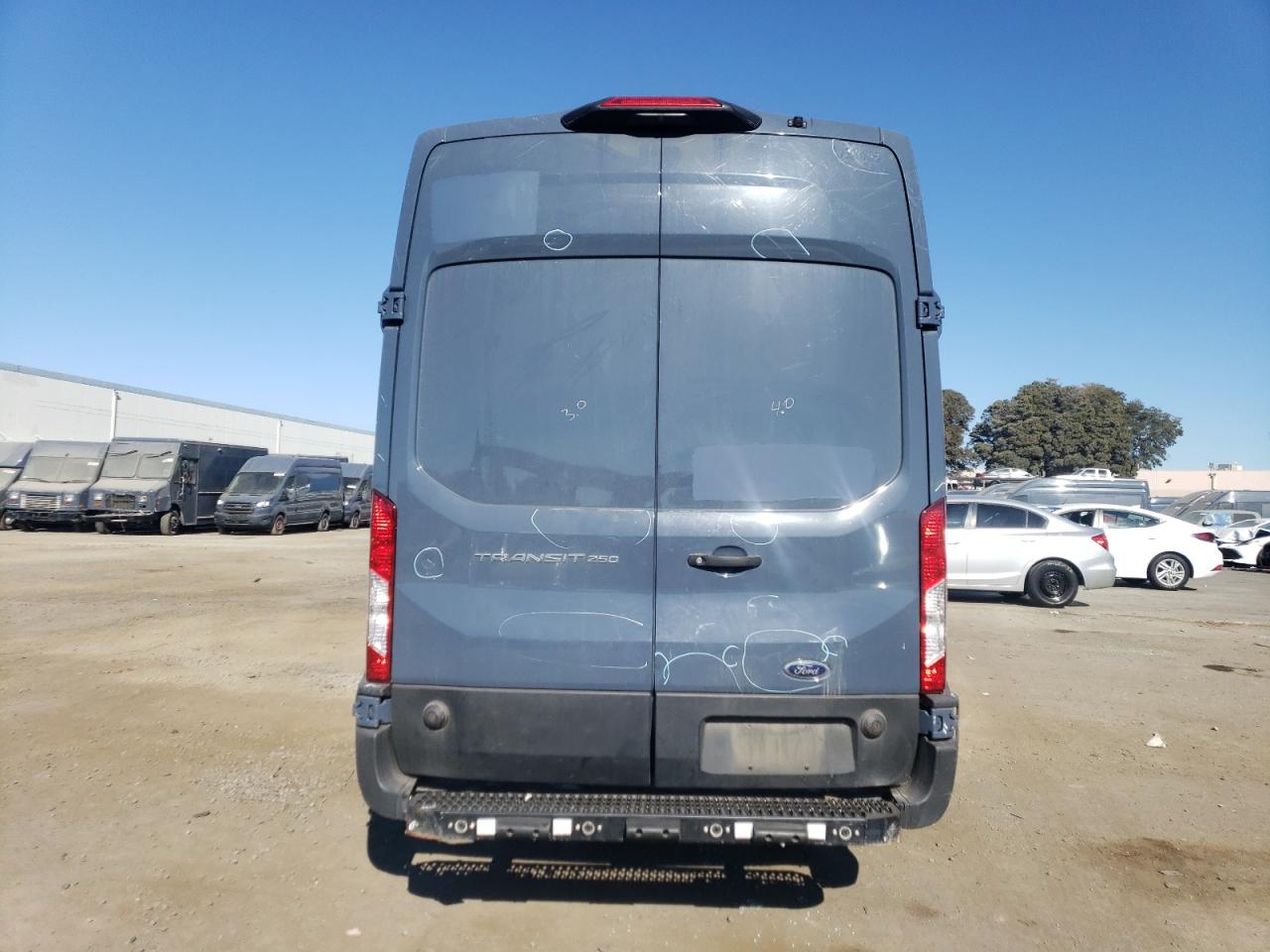 2020 Ford Transit T-250 VIN: 1FTBR3X82LKA87517 Lot: 75033704