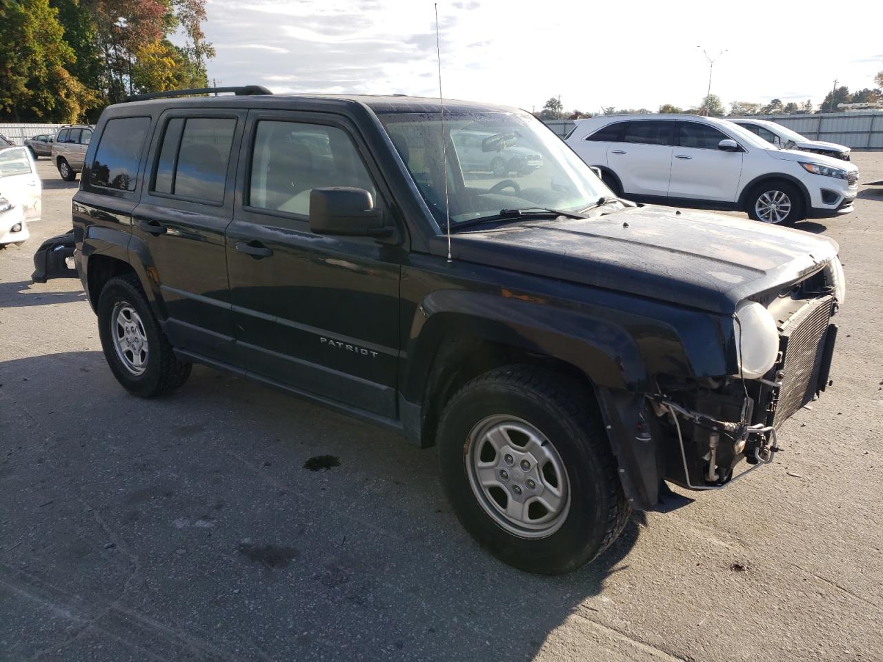 VIN 1C4NJRBB4DD233755 2013 JEEP PATRIOT no.4