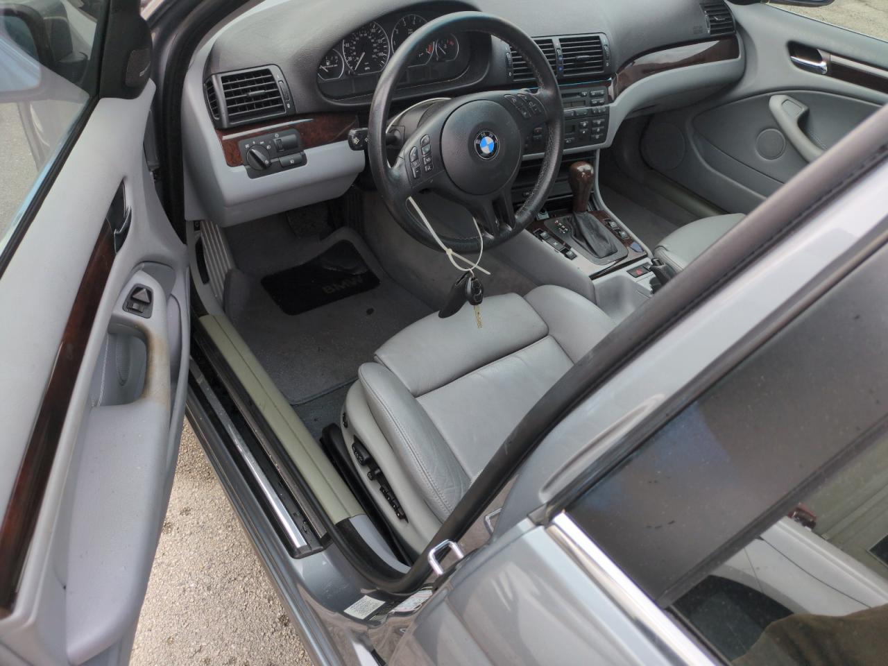 WBAEV53455KM42056 2005 BMW 330 I