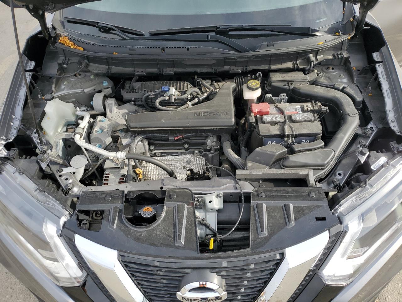 2017 Nissan Rogue - Image 13
