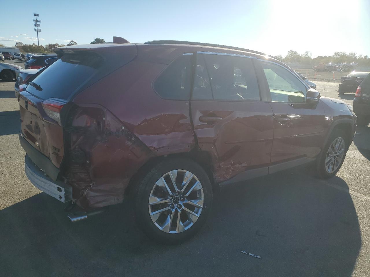 2019 Toyota RAV 4 - Image 3