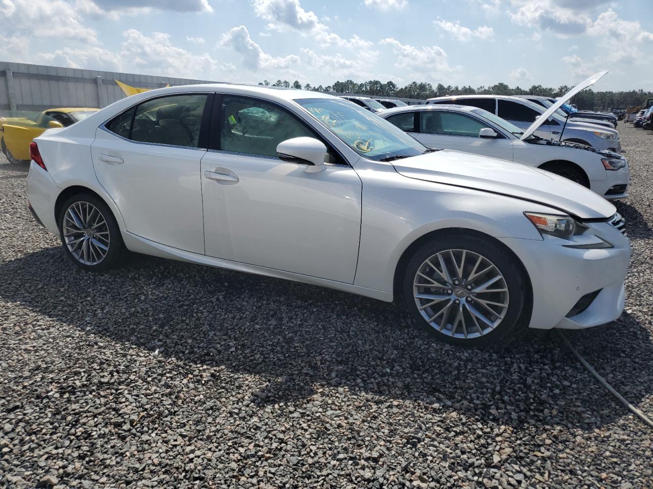 2015 Lexus IS - Image 4