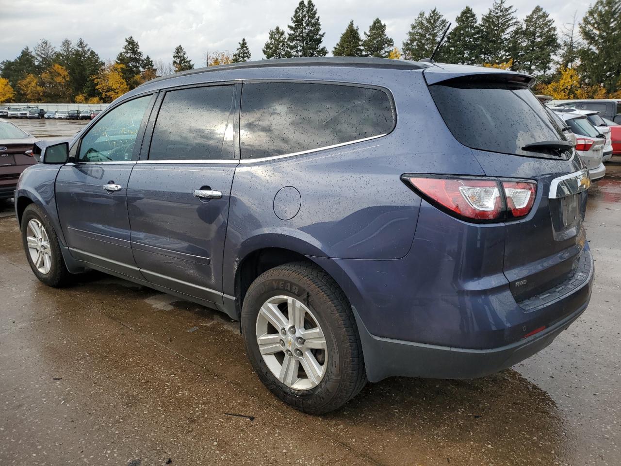 2014 Chevrolet Traverse - Image 2