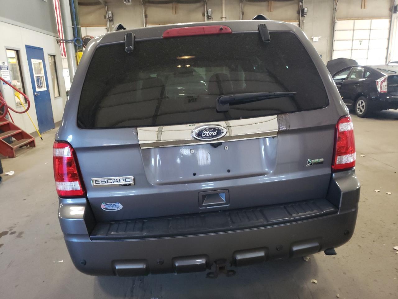 2010 Ford Escape Limited VIN: 1FMCU0EG1AKC72226 Lot: 75878544