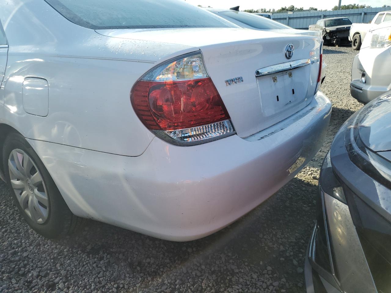 2005 Toyota Camry Le VIN: 4T1BE30K05U020015 Lot: 74026084