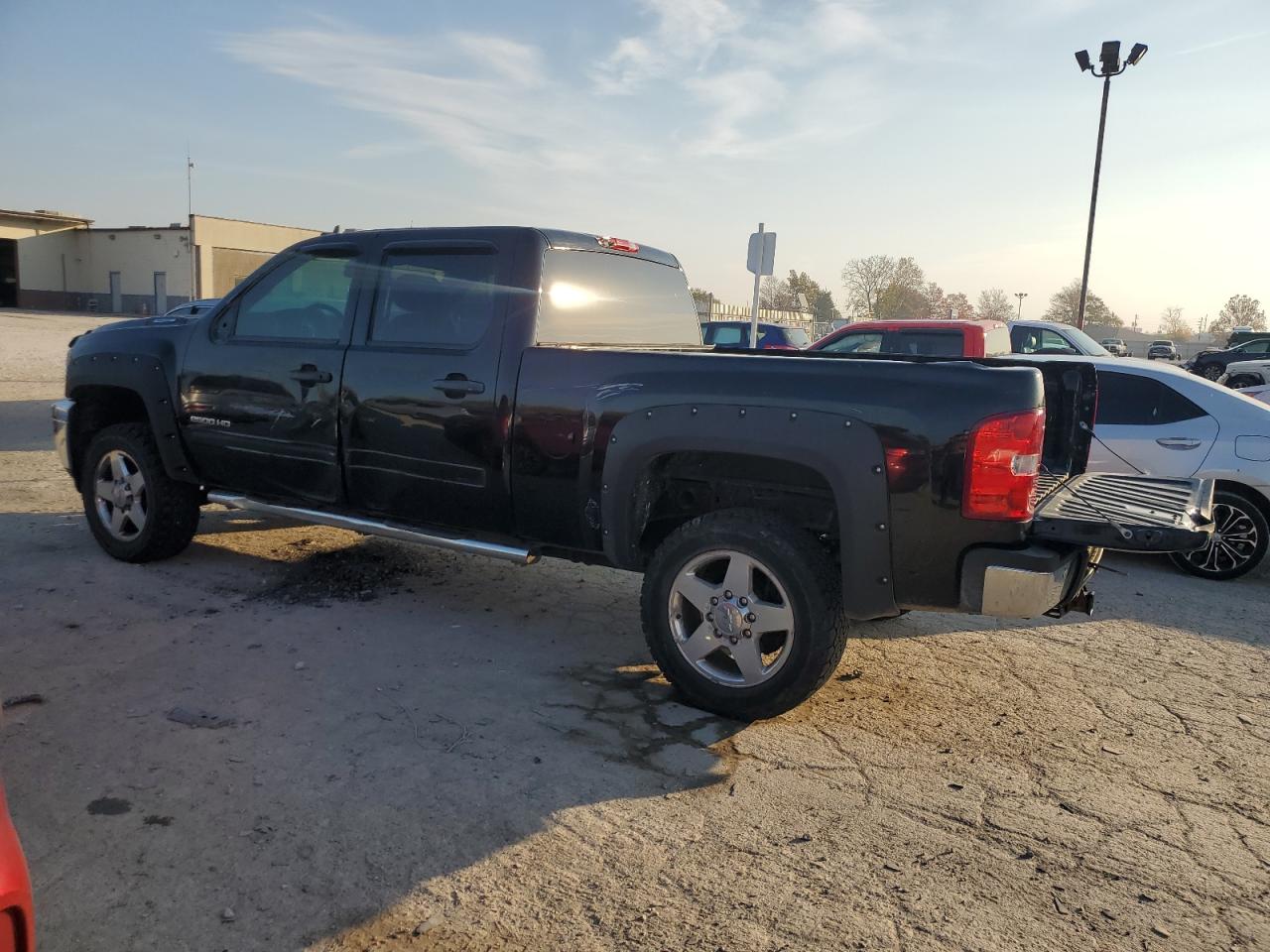 2011 Chevrolet Silverado - Image 2