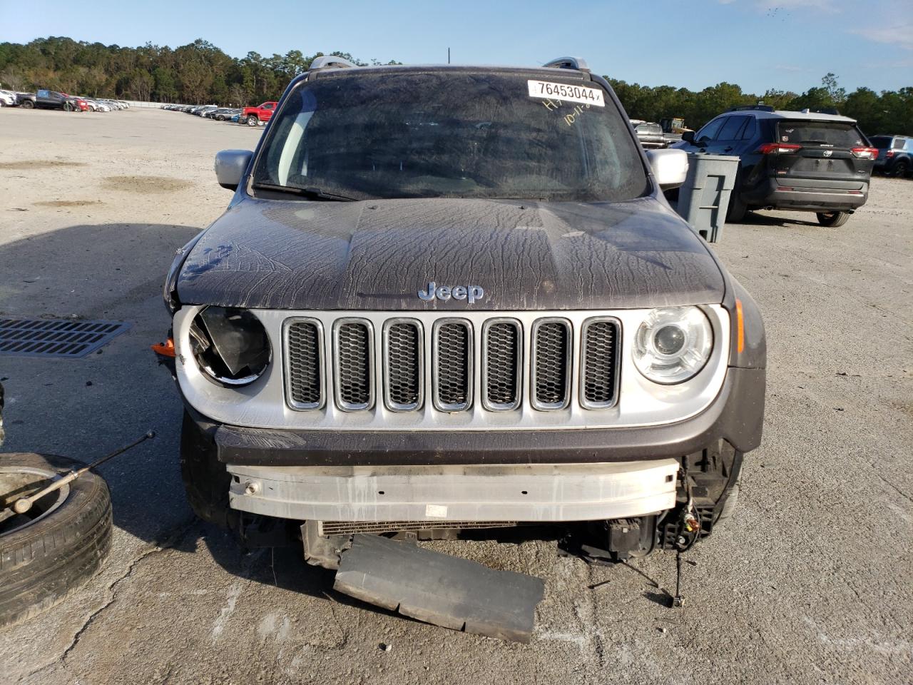 2018 Jeep Renegade - Image 5
