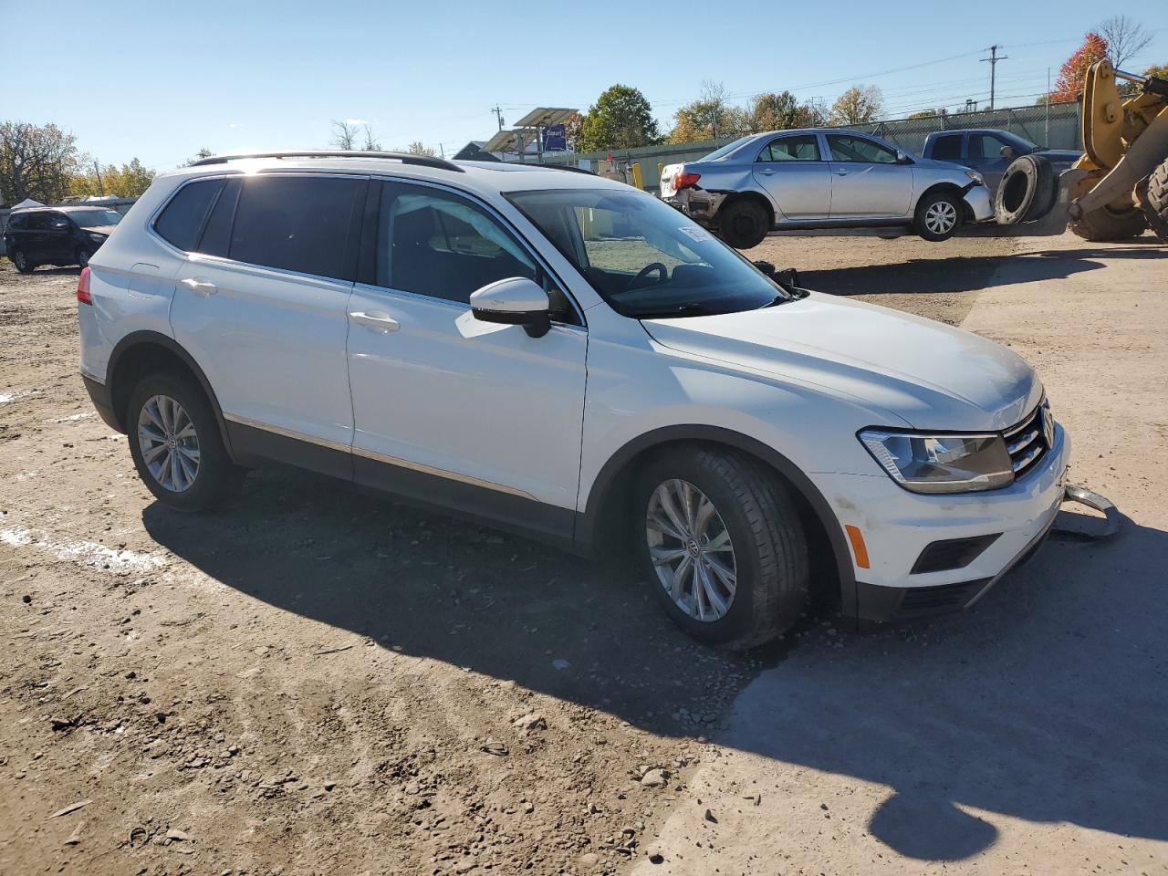 2018 Volkswagen Tiguan - Image 4
