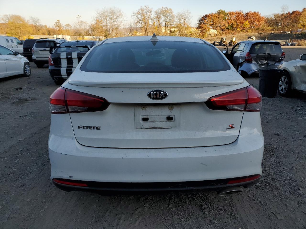 2018 Kia Forte Lx VIN: 3KPFL4A72JE170759 Lot: 77544614