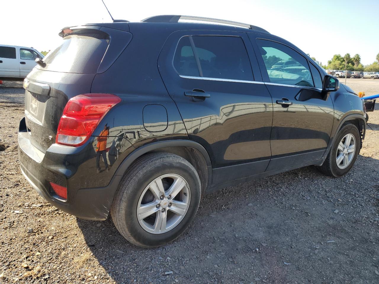 VIN KL7CJLSB6LB325316 2020 CHEVROLET TRAX no.3