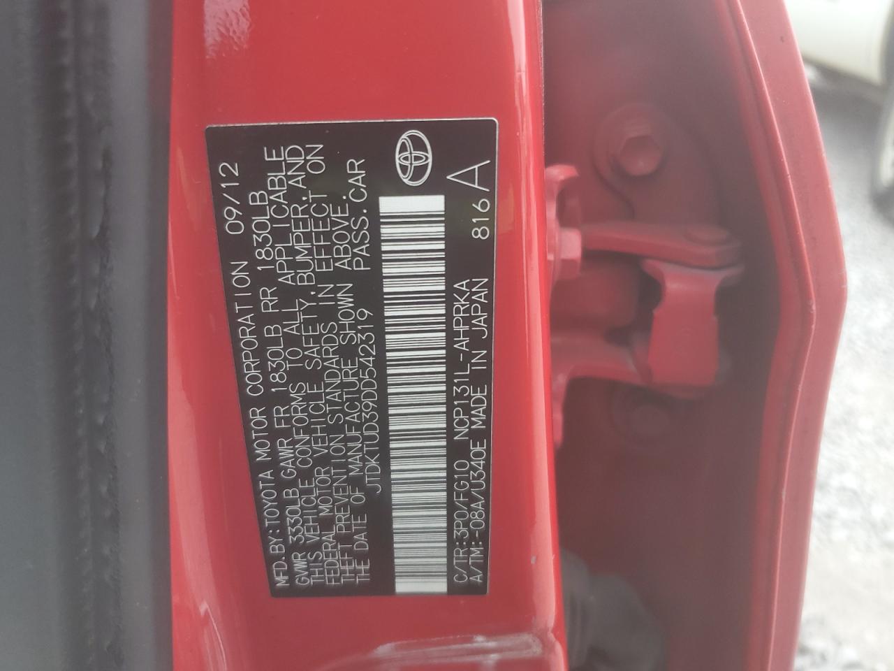 JTDKTUD39DD542319 2013 Toyota Yaris