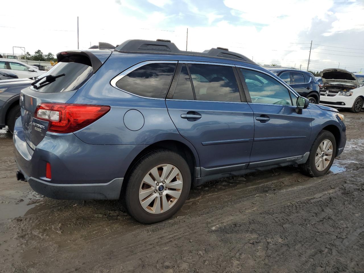 2017 Subaru Outback - Image 3