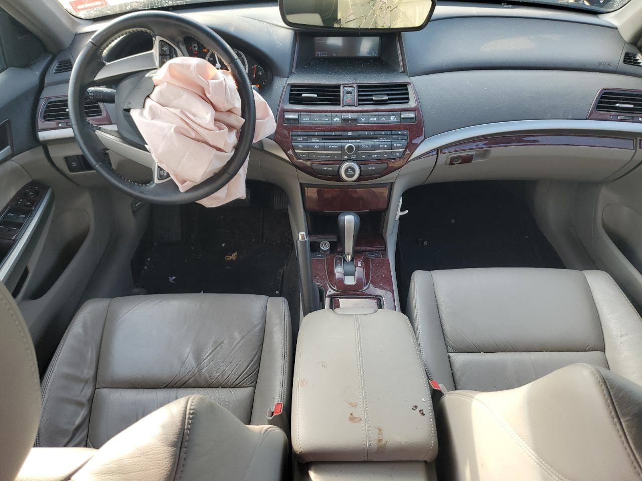2009 Honda Accord - Image 8
