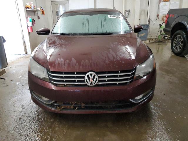  VOLKSWAGEN PASSAT 2012 Бургунди