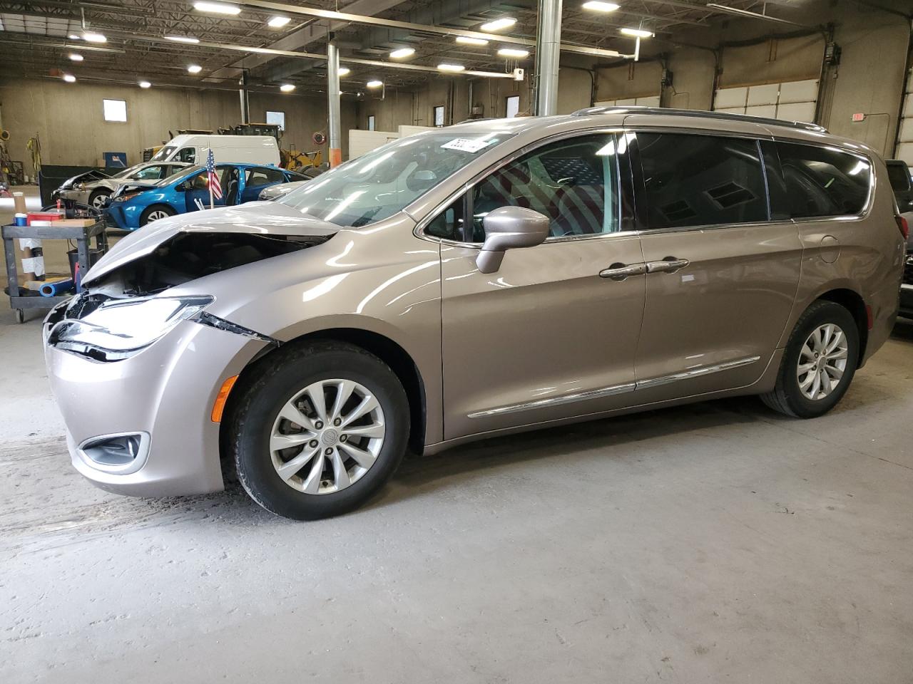 2018 Chrysler Pacifica Touring L Plus VIN: 2C4RC1EG5JR260833 Lot: 75233744