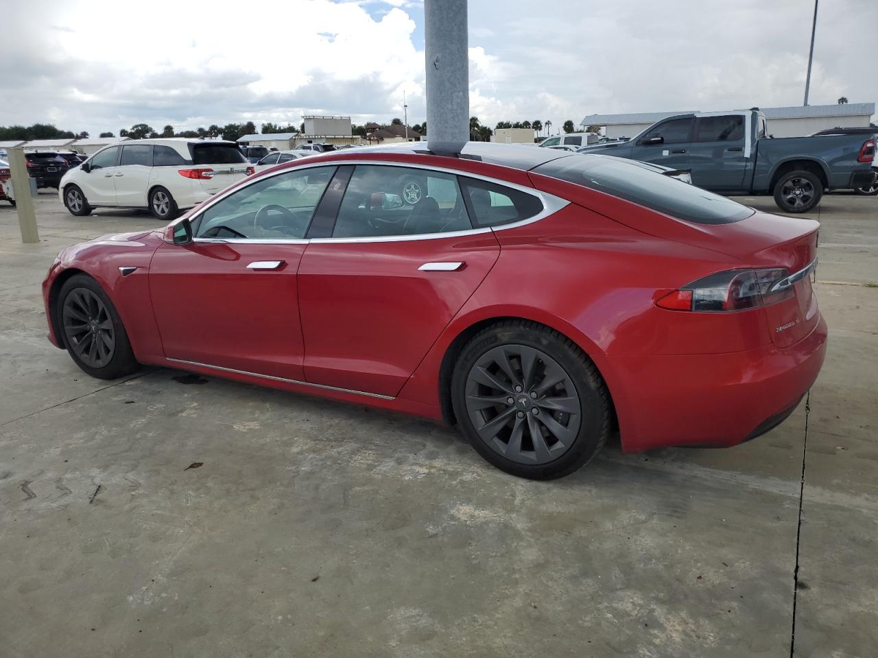 5YJSA1E29JF273186 2018 TESLA MODEL S - Image 2